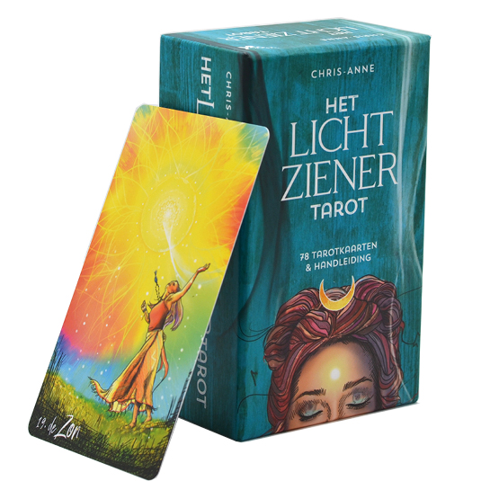Elke kaart in "The Light Seer Tarot" vertelt een verhaal, stelt een uitdaging en biedt een leidraad voor zelfontdekking.